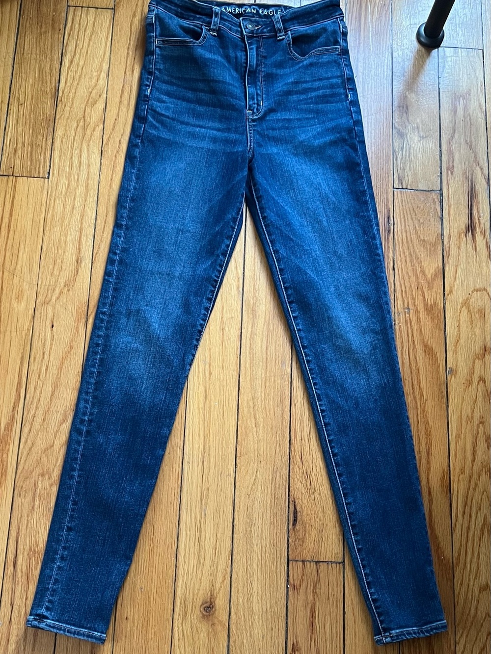 American Eagle Outfitters Skinny Jeans in Dark Blue Wash